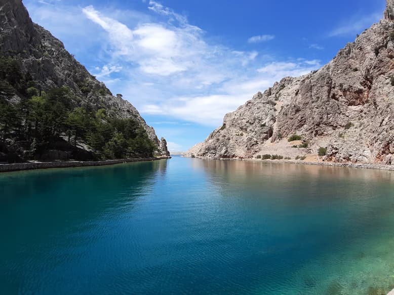 Zavratnica Bay Uvala